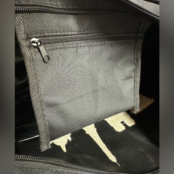 NWT Black Embroidered Paris Souvenir Shopping Tote + Eiffel Tower Keychain - Picture 5 of 9